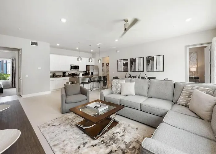 Resort-Style 4-Bed Loft Condo