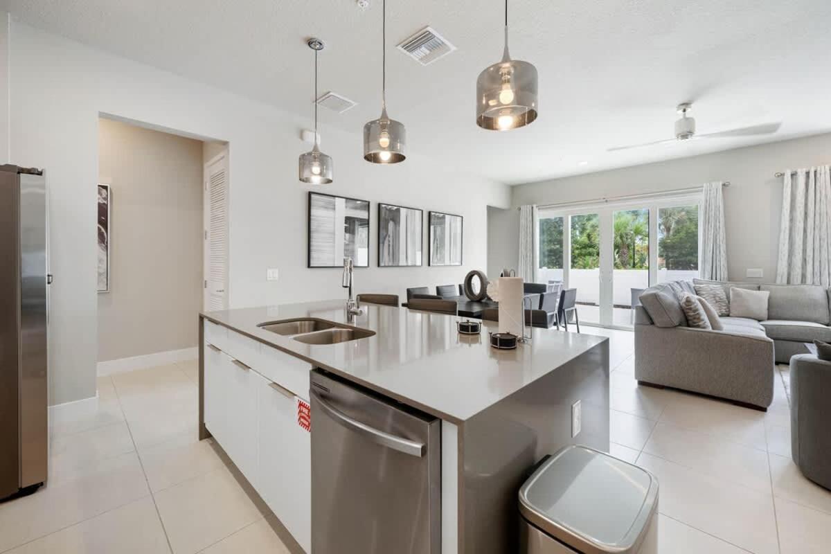 Resort-style 4-bed Loft Kissimmee